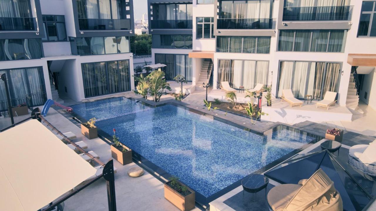 Luxury Hotel Room W Pool Near Beach In Kyrenia ไคริเนีย ภายนอก รูปภาพ