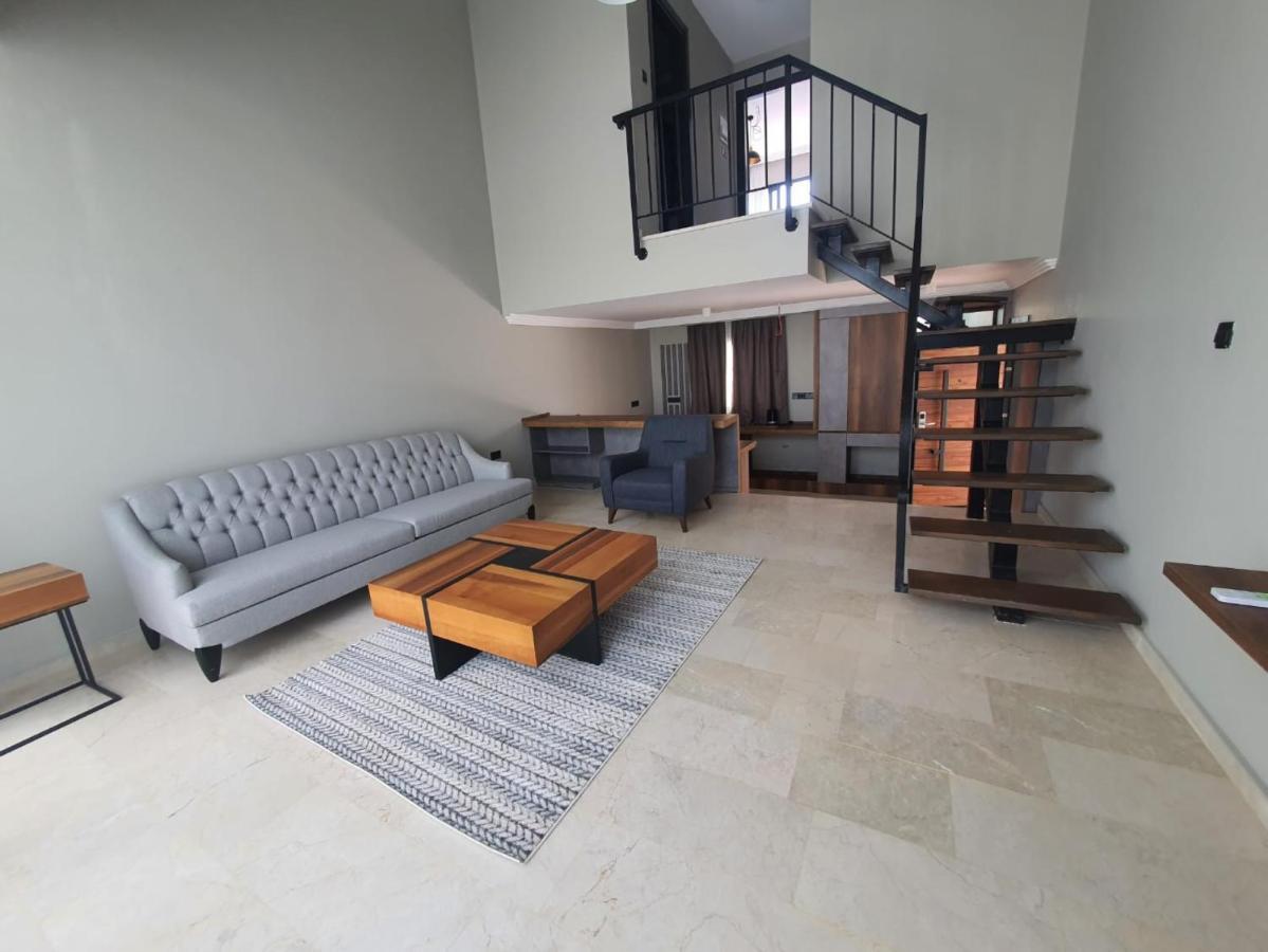 Luxury Hotel Room W Pool Near Beach In Kyrenia ไคริเนีย ห้อง รูปภาพ